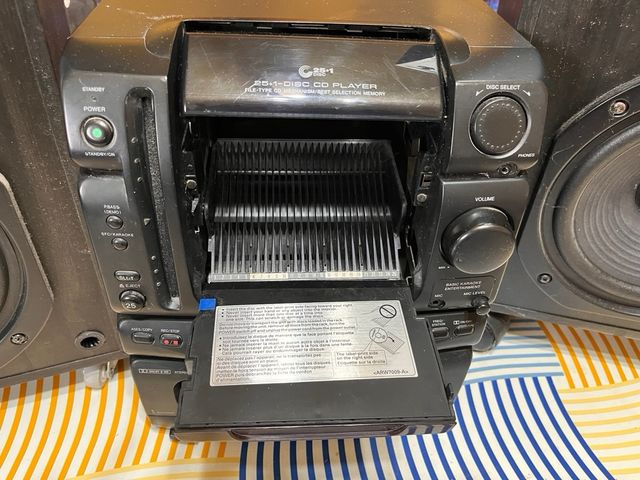 Equipo compacto Pionner cd cassette y radio