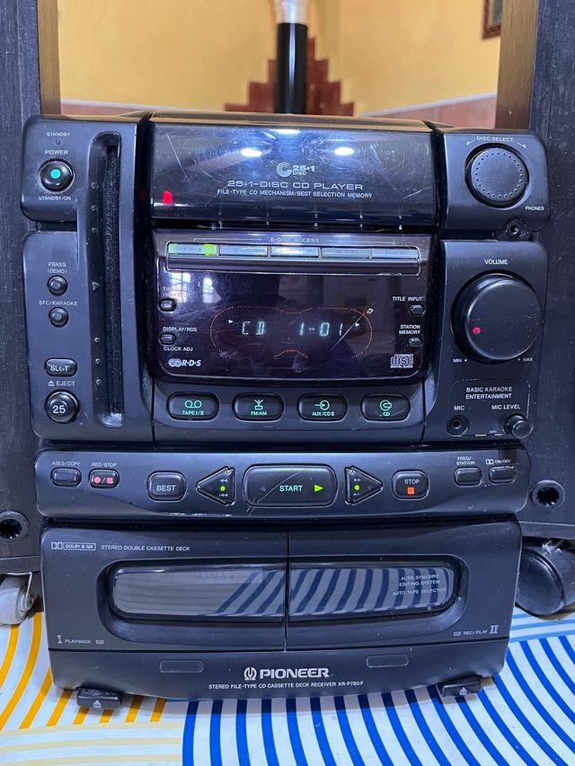 Equipo compacto Pionner cd cassette y radio