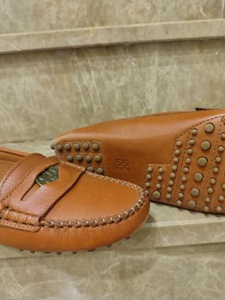 Zapatos Carolina Herrera Piel Marrón 39.No envíos.