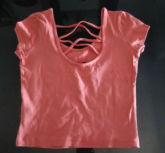 Top corto rosa taglia XS