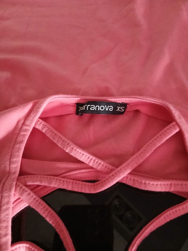 Top corto rosa taglia XS