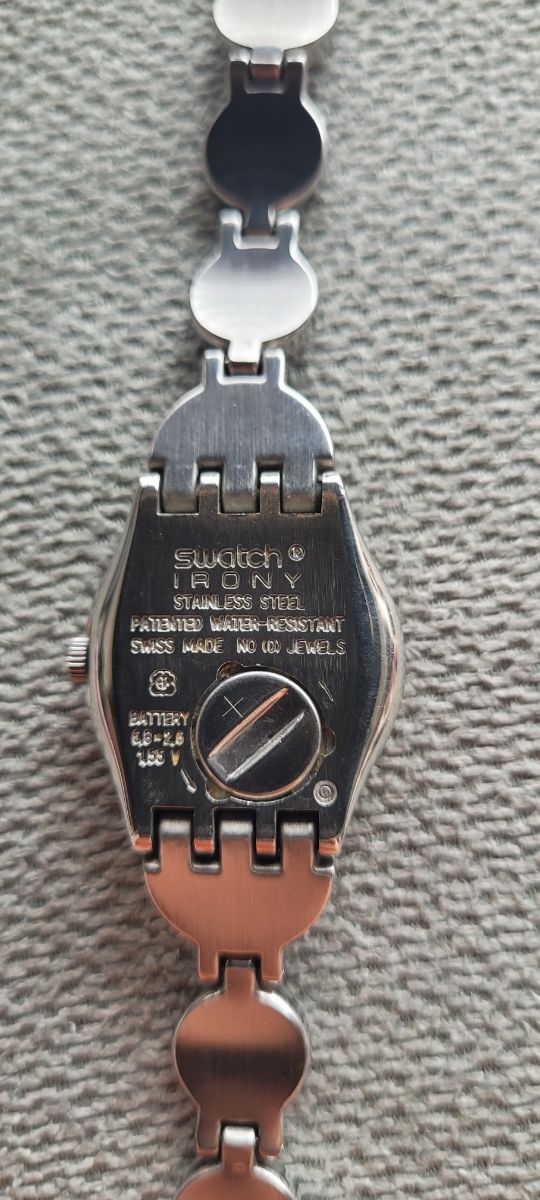 Reloj Swatch Mujer Plata