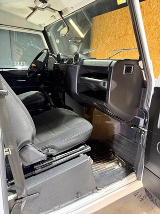Land Rover Defender 110 SW E 2016 IVA DEDUCIBLE