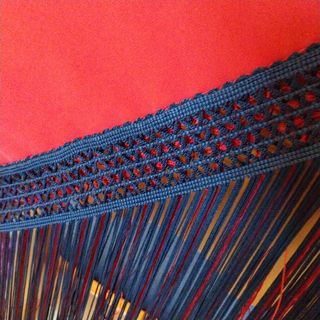 Mantoncillo Flamenca Rojo-Azul hecho en España.