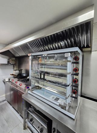 Asador pollos 4 espadas Feca