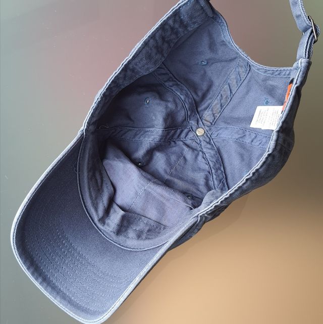 Gorra Nike logo fundacional.