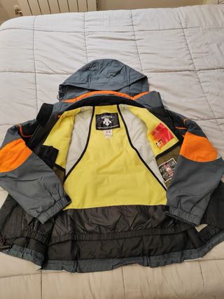 Chaqueta Descente