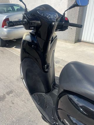 Honda sh 300 scoopy