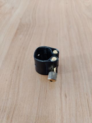 Boquilla Saxo Soprano Jody Jazz con abrazadera