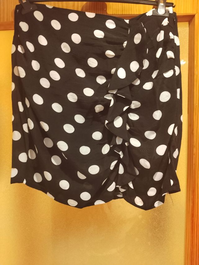 Traje Bershka lunares blanco-negro - Talla L