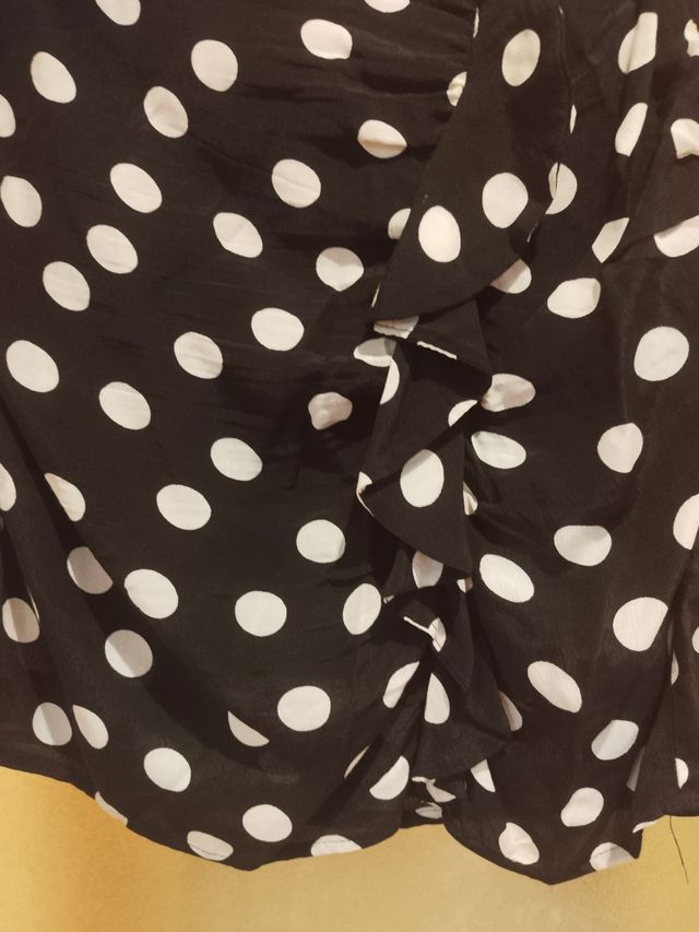 Traje Bershka lunares blanco-negro - Talla L