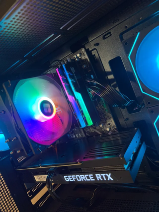 PC GAMING RTX 4070 RYZEN 7 5800X CON GARANTÍA