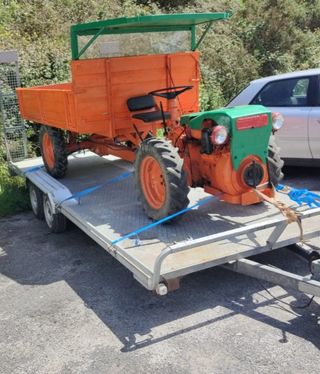 Pascuali 940: Tractor con remolque