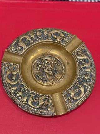 Cenicero Vintage estilo griefo Bronce