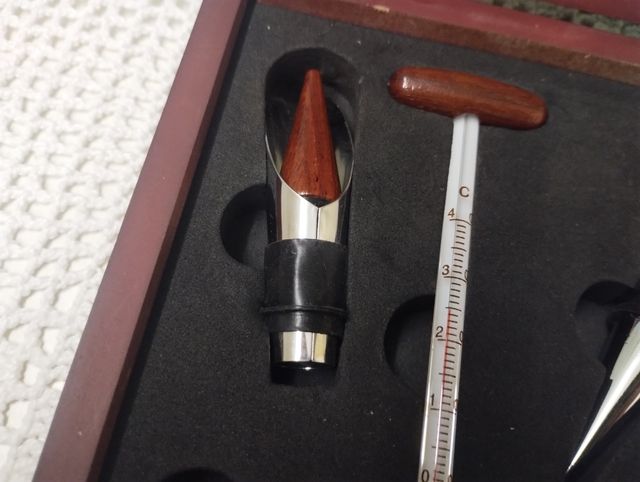 Kit Sommelier,con cofanetto legno