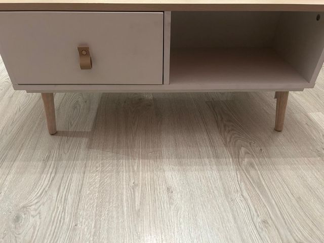 Mesa de comedor pequeña  ! nueva al estreno !