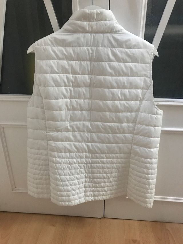 Chaleco acolchado The Outerwear blanco