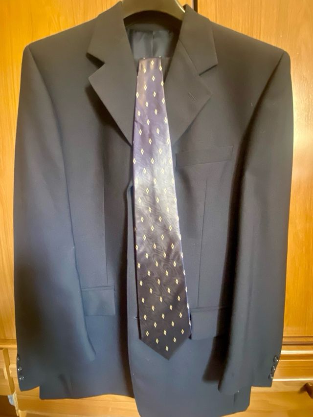 Traje hombre azul marino MODELO Luiggi