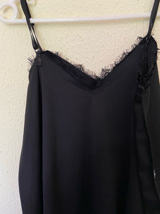 Top de terciopelo negro