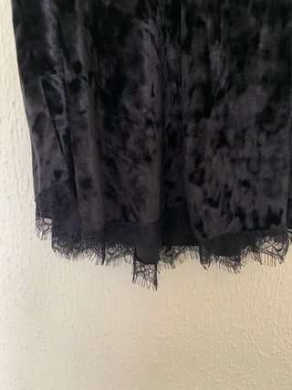 Top de terciopelo negro