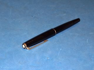 Pluma estilográfica Montblanc 420