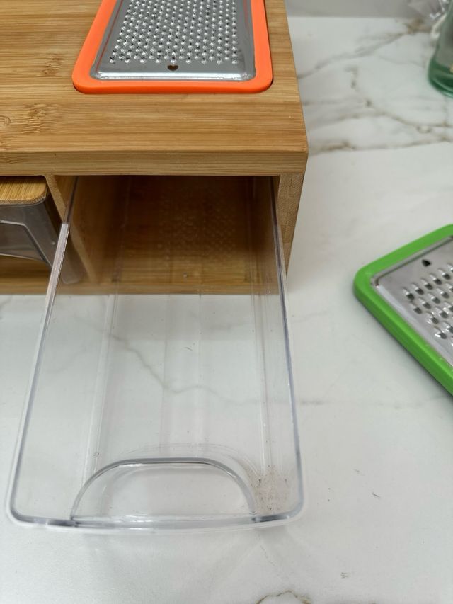 Rallador de madera  con cajones