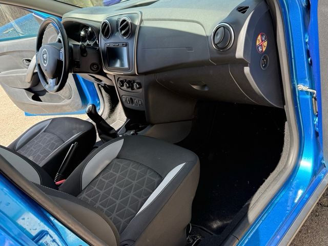 Dacia Sandero 2013