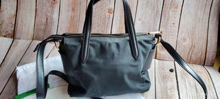 Bolso de mano color gris e Bimba y Lola