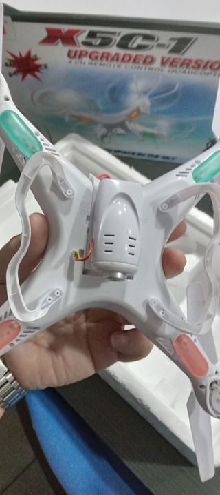 Syma X5C-1: Dron con Cámara