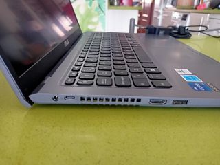 Portátil ASUS P1512 I7