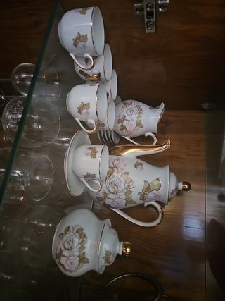 Juego de té porcelana rosas - dorado