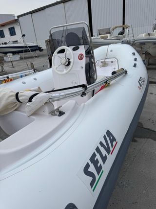 Barca zodiac / SELVA 470