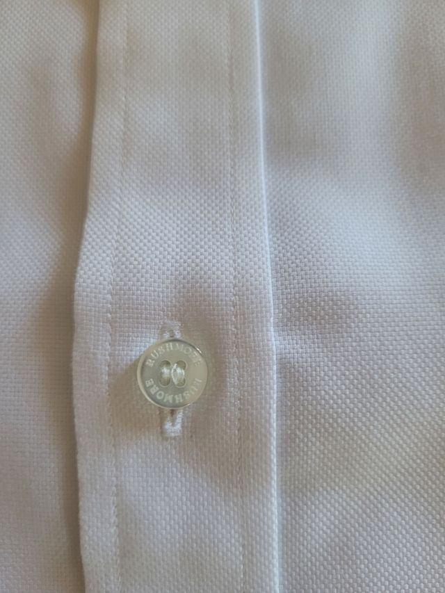 Camisa de traje Rushmore original a estrenar.