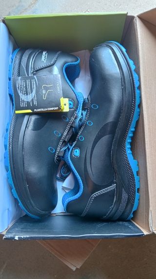 Zapatos seguridad Forli - y dos moviles