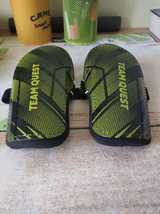 Espinilleras fútbol sala para niños