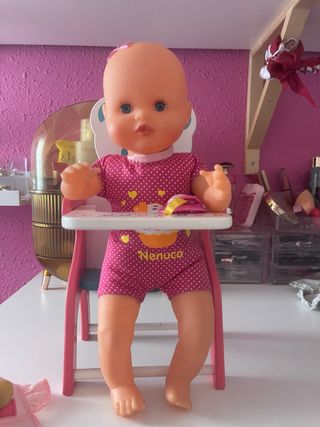 Nenuco con trona - Juguete