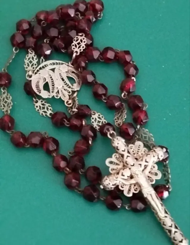 Rosario cristal granate, filigrana plata Mantilla