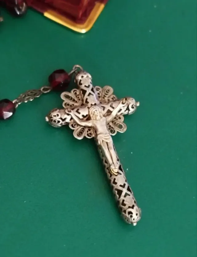 Rosario cristal granate, filigrana plata Mantilla