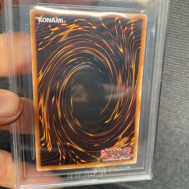 Sacred phoenyx of Nephthys Yugioh 1ed ultimate BGS 8 fenice sacra di nephtys