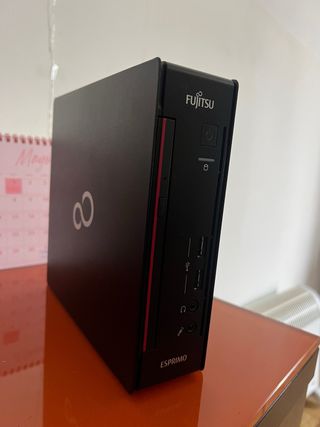 Mini PC Fujitsu Esprimo Q556/2