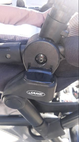 Jane Matrix: Carrito bebé