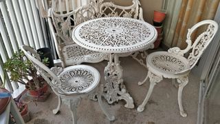 Conjunto terraza metal blanco.
Hierro Forjado.
