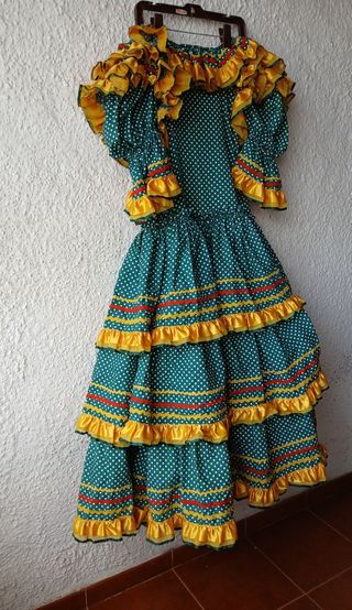 Traje de flamenca amarillo con volantes – Talla 40