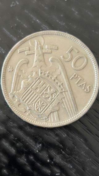 Moneda 50 Ptas Franco 1957. Estrella 60