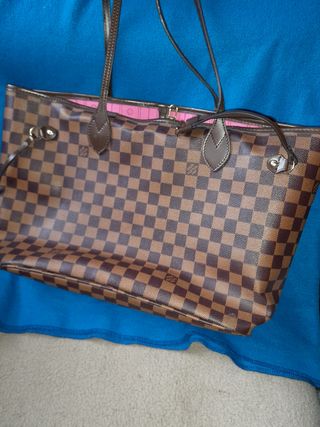 Bolso Luis vuiton. 
