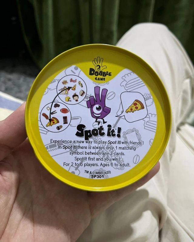 Spot It! Friends - Juego de Mesa