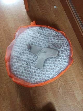 Almohada/cojín de lactancia (Jané)