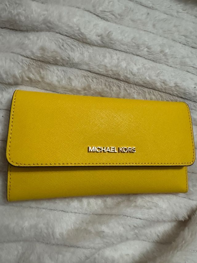 Cartera Michael Kors Amarilla