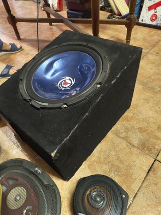 Altavoces Sony , Pioneer y Kenwood Subwoofer