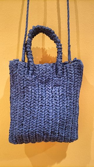 Bolso azul Stradivarius